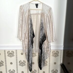Chicos Travelers Collection Lightweight Cardigan M Jacket Semi-Sheer Cover Up